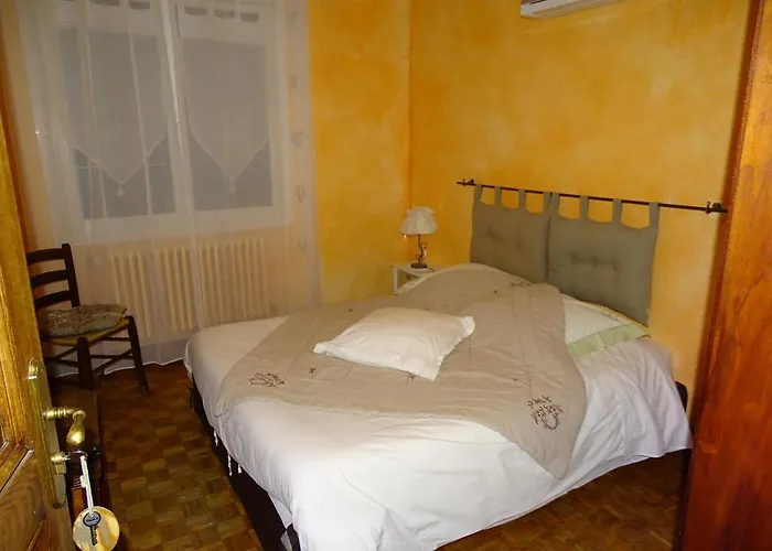 Guest house Aqui Sian Ben 3*